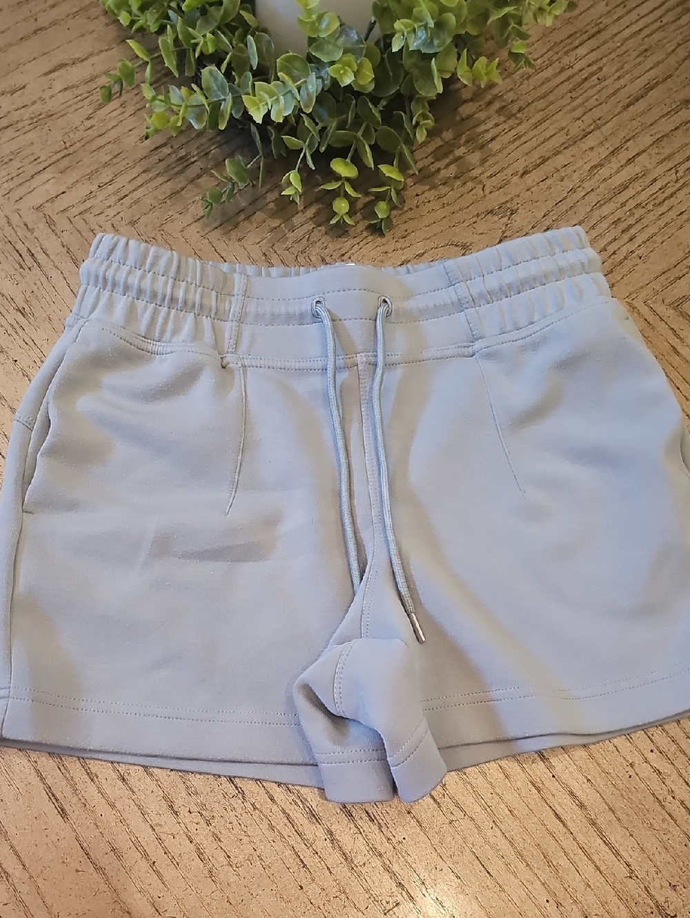 Mint Green Drawstring Lounge Shorts Size S RBX